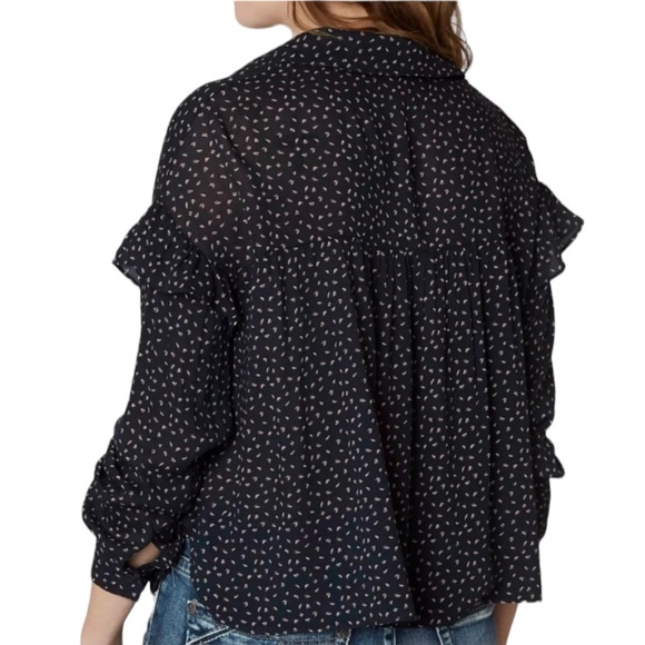 NWT Buckles Gimmicks by BKE Ruffled Blouse - Picture 3 of 10